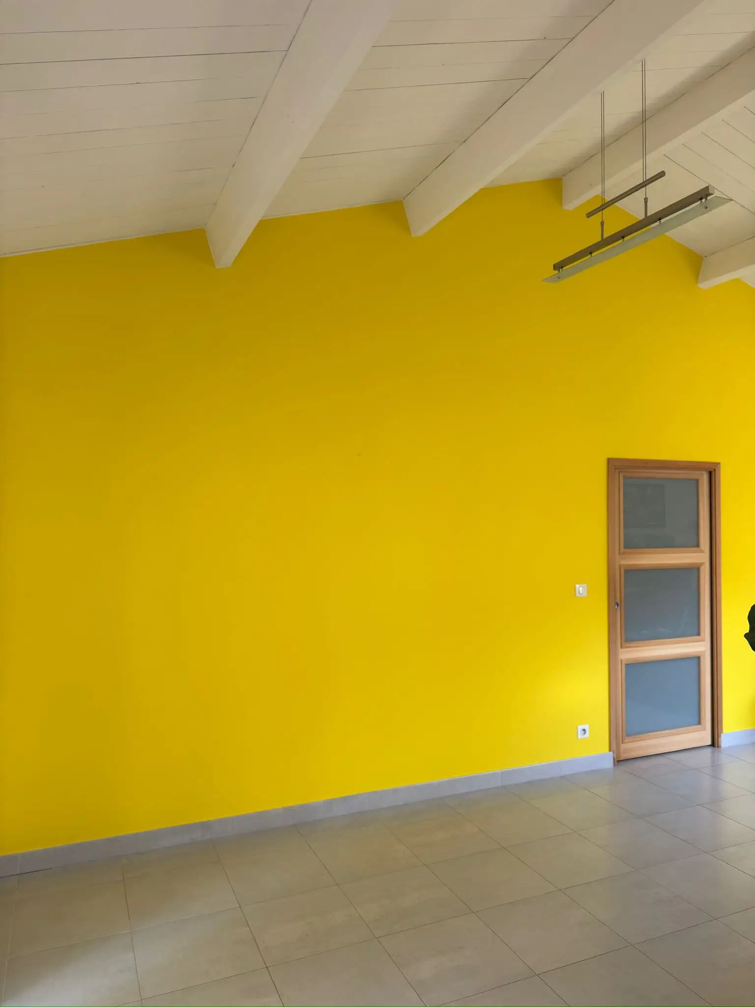 Peintre à Sainte-Soulle, peinture intérieure